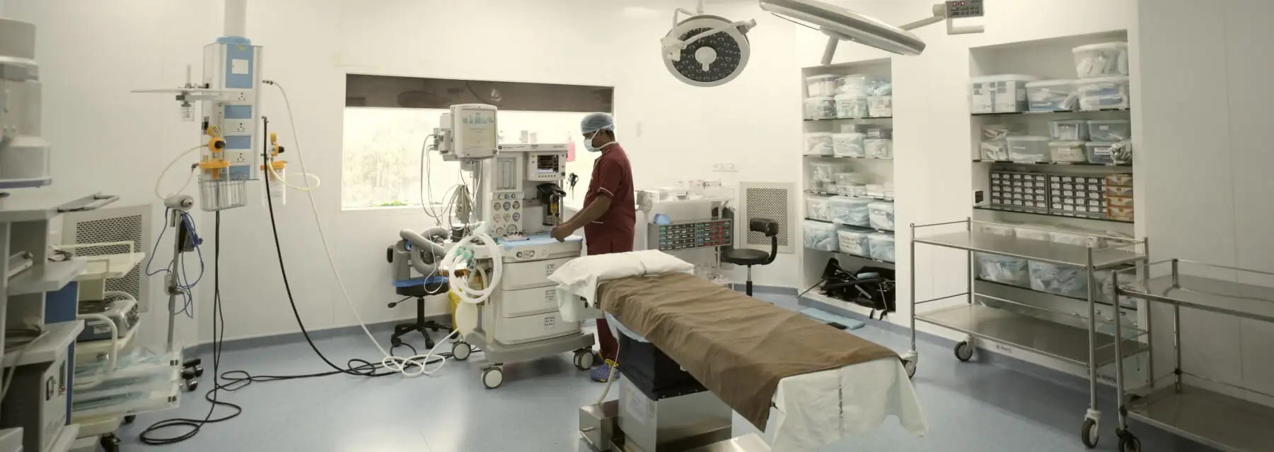 Modern modular operation theatre at Aureus Hospital with advanced surgical equipment